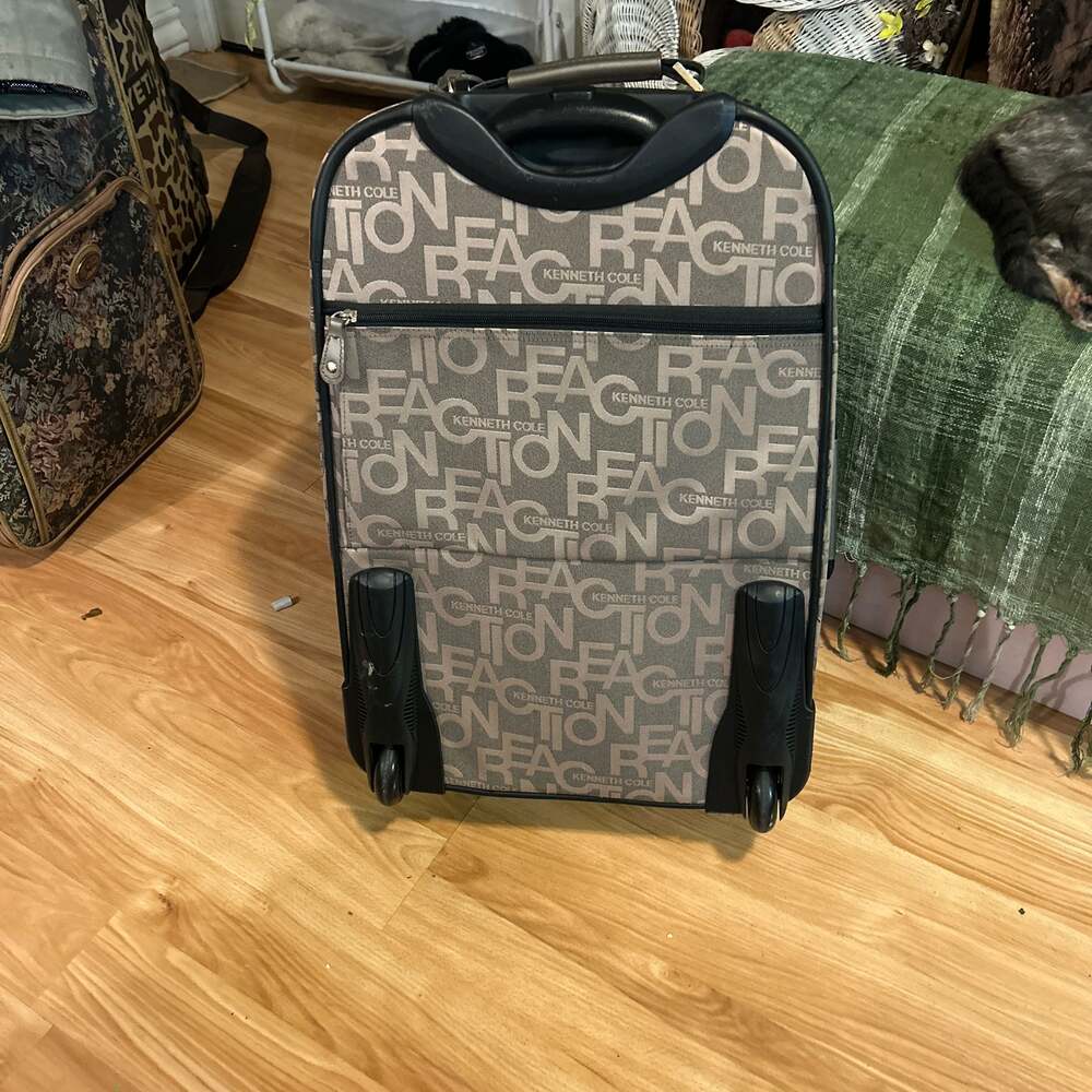 Kenneth Cole Reaction All-Over Logo Monogram Red Softside Rolling 28" Suitcase